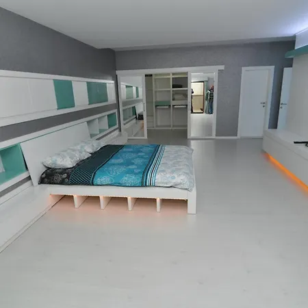 Apartment Dekar